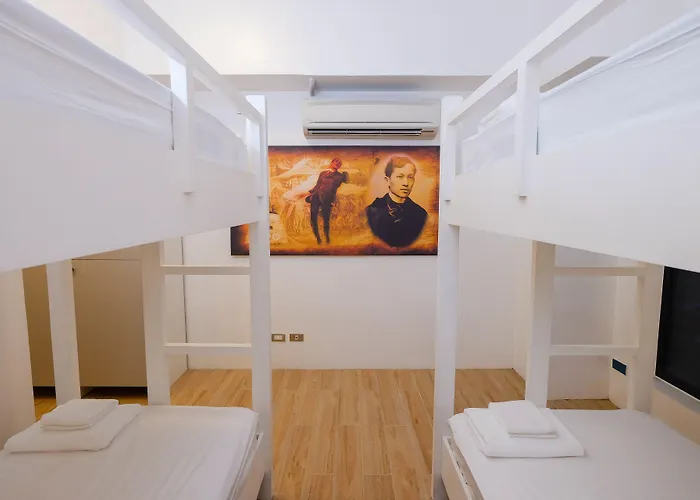 Hotel Heroes 3*